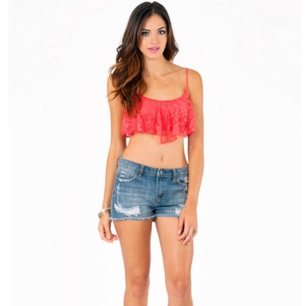 TOBI DANE CROCHET CORAL CROP TOP - Picture 2 of 7